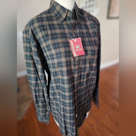 NWT! Faded Glory Flannel Shirt Medium - Picture 1 of 4
